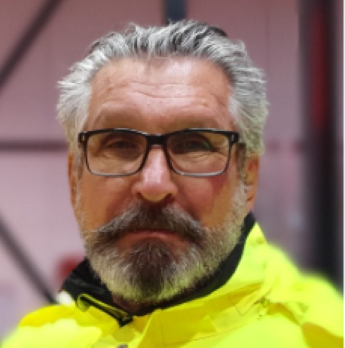 Portret van Ton van Nieuwpoort, ambassadeur van de Facilicom Foundation.