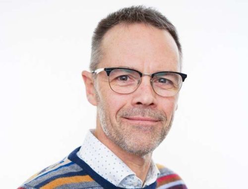 Portret van Don Ran, ambassadeur van de Facilicom Foundation.