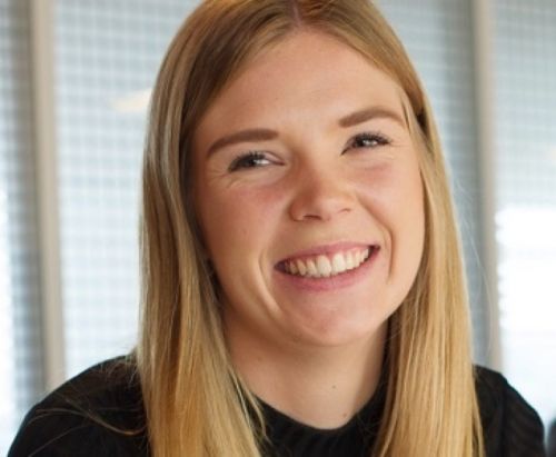 Portret van Iris Heijkoop, ambassadeur van de Facilicom Foundation.