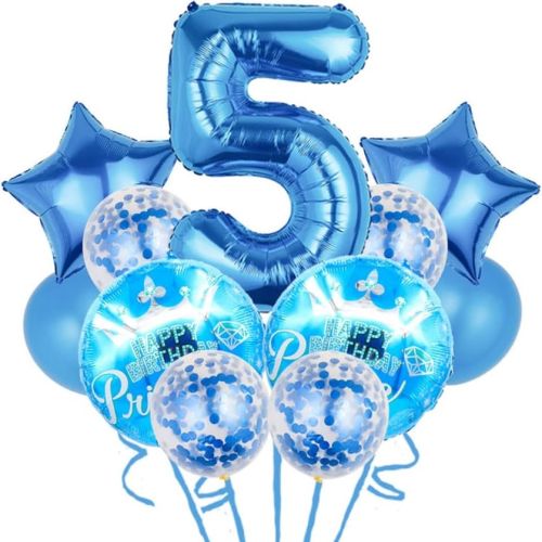 een tros ballonnen in verschillende kleuren blauw en 1 cijferballon van een 5