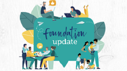 Getekende figuren, zittend, staand en half liggend bij en op een spreekwolkje met daarin de tekst Foundation Update