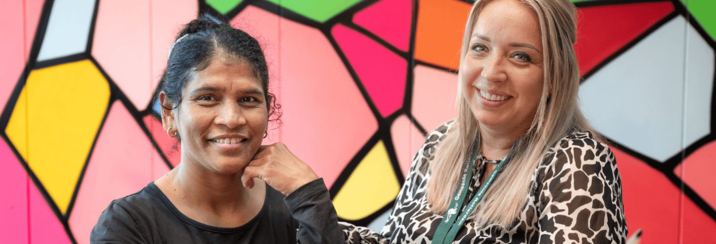 Ivy en Ismeta, het succesduo achter de eerste baan van Sarita